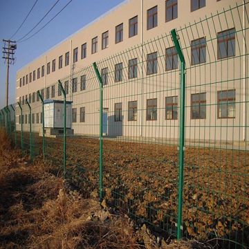 沃达现货双边丝护栏网 护栏网双边丝圈地护栏网