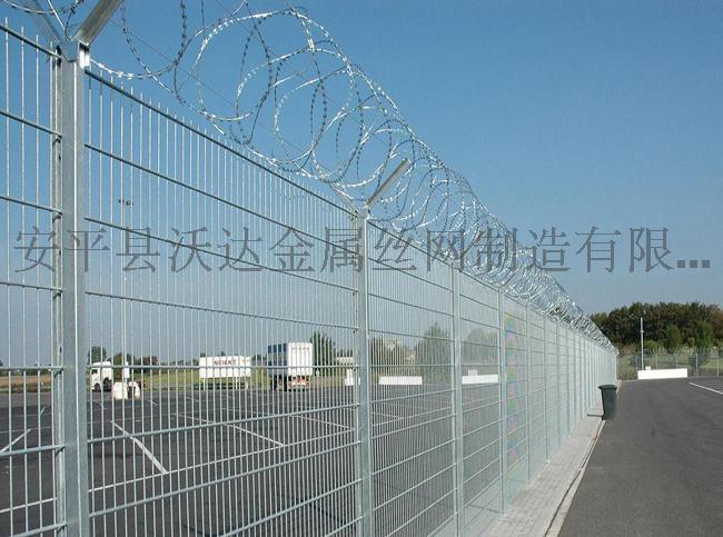 热镀锌栅栏 镀锌围墙栅栏 热镀锌围栏生产厂家